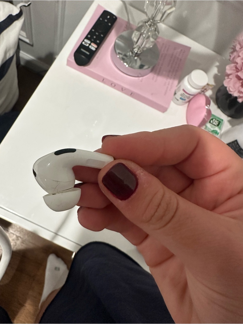 Apple White Left AirPod Pro-Style Earbud